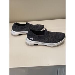 Skechers Gray Colorful Speckles Ultra Go 15943 DK Athletic Comfort Shoe 6.5